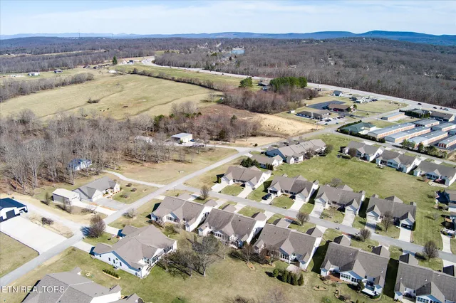 $319,900 | 97 Golf Club Crossover, Crossville, TN 38571