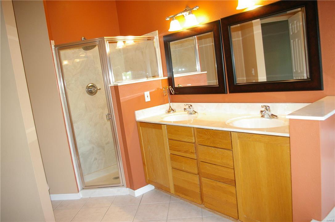 8233 Peabody Road Freeburg, IL 62243 - Photo 11 of 36 Gallery Image 11