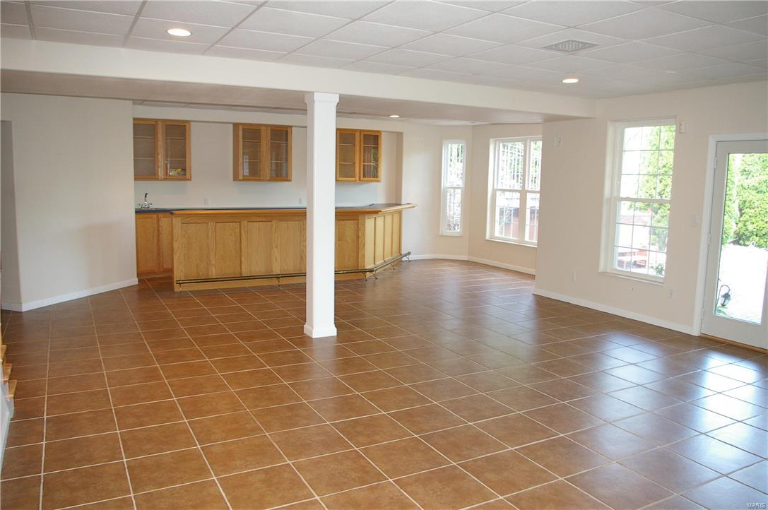 8233 Peabody Road Freeburg, IL 62243 - Photo 28 of 36 Gallery Image 28