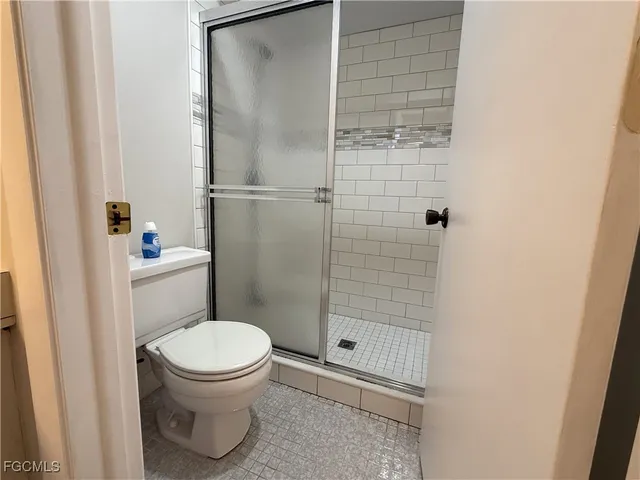 $1,350 | 131 Southwest 47th Terrace, Unit 202, Cape Coral, FL 33914