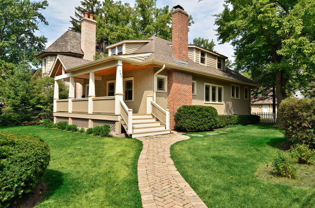 380 Locust Road Winnetka, IL 60093 - Photo 1 of 18