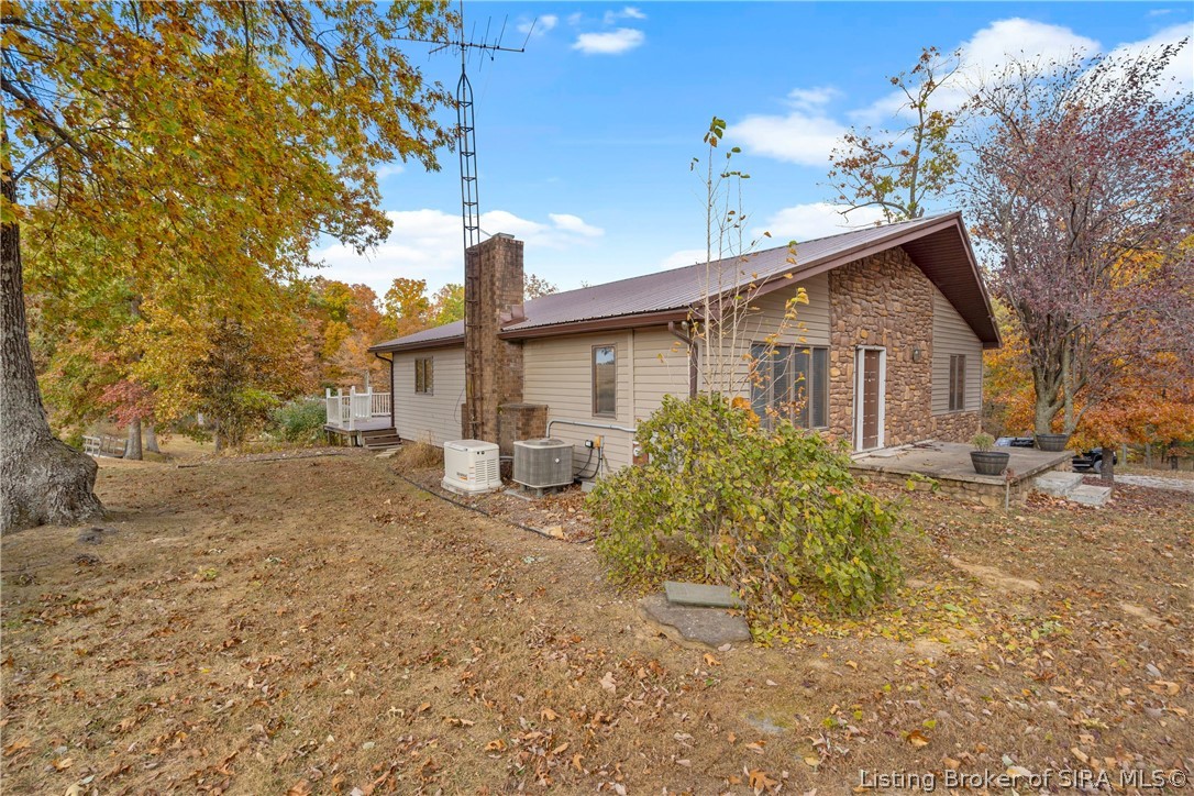 977 South Senns Road English, IN 47118 - Photo 5 of 71