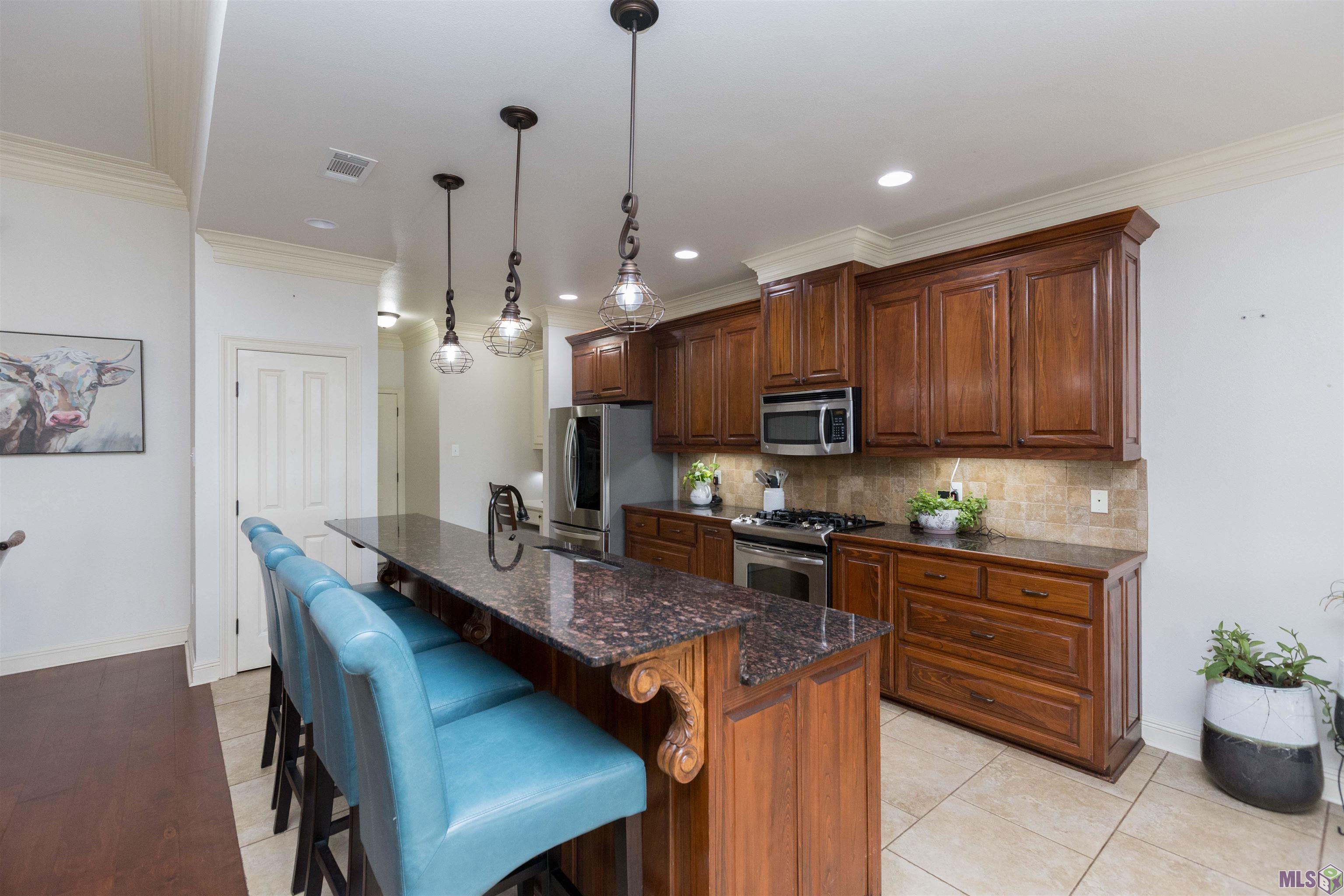 10536 Hill Pointe Avenue Baton Rouge, LA 70810 - Photo 13 of 37