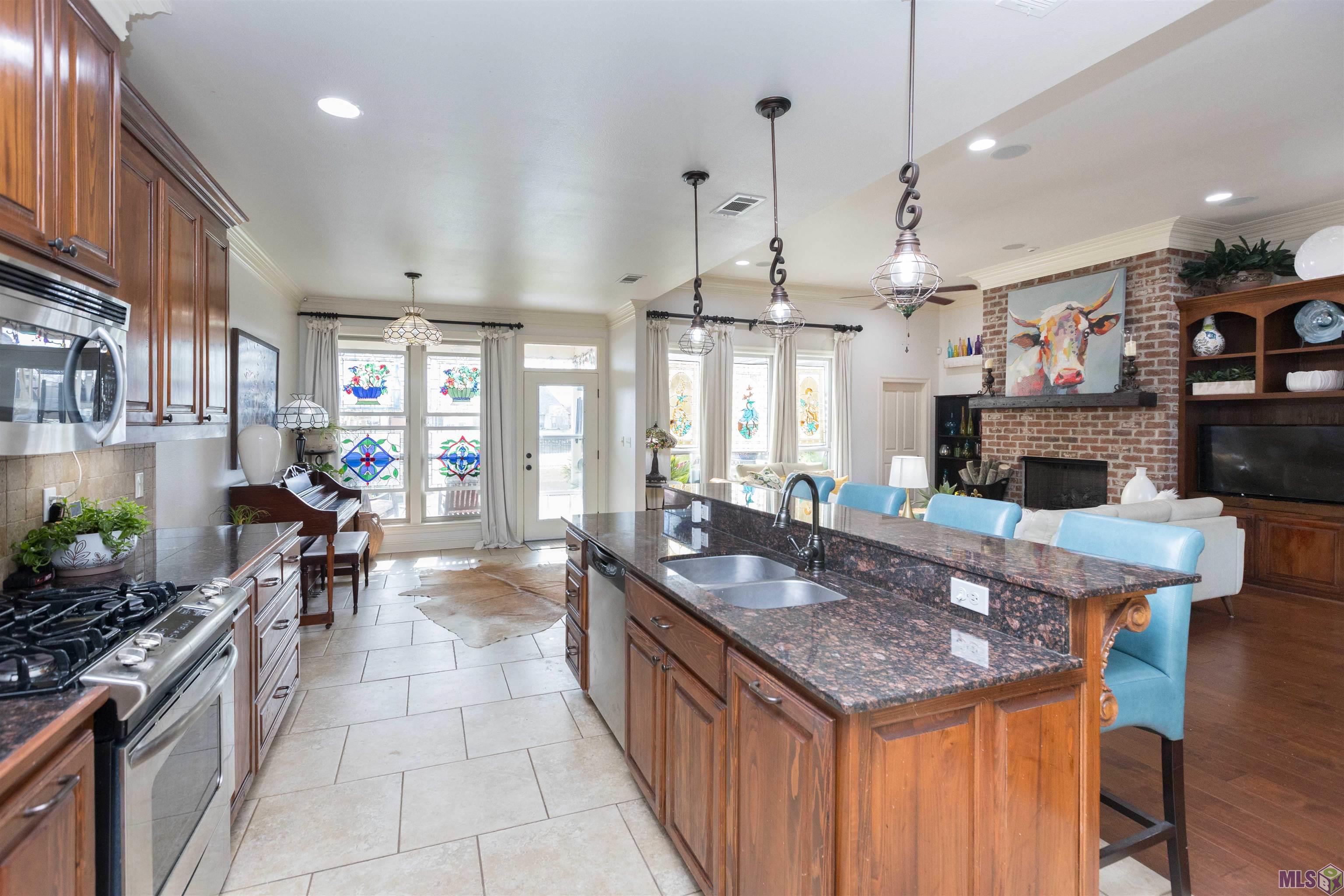 10536 Hill Pointe Avenue Baton Rouge, LA 70810 - Photo 15 of 37