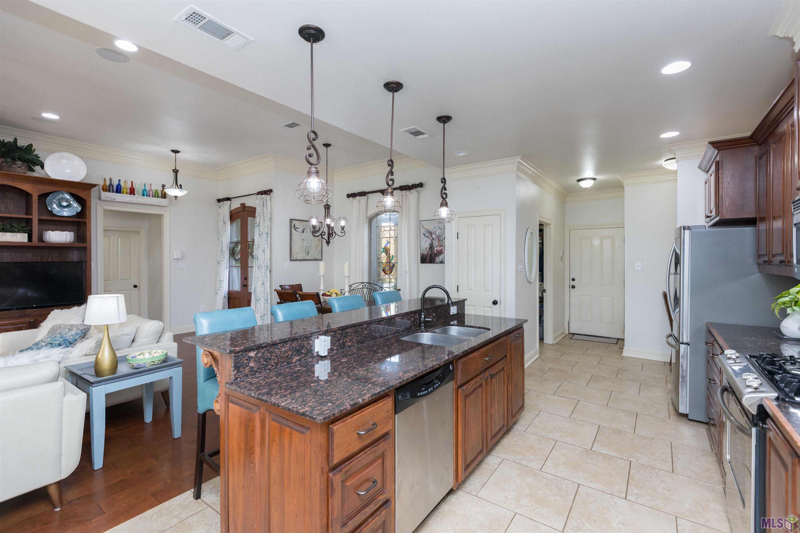 10536 Hill Pointe Avenue Baton Rouge, LA 70810 - Photo 17 of 37