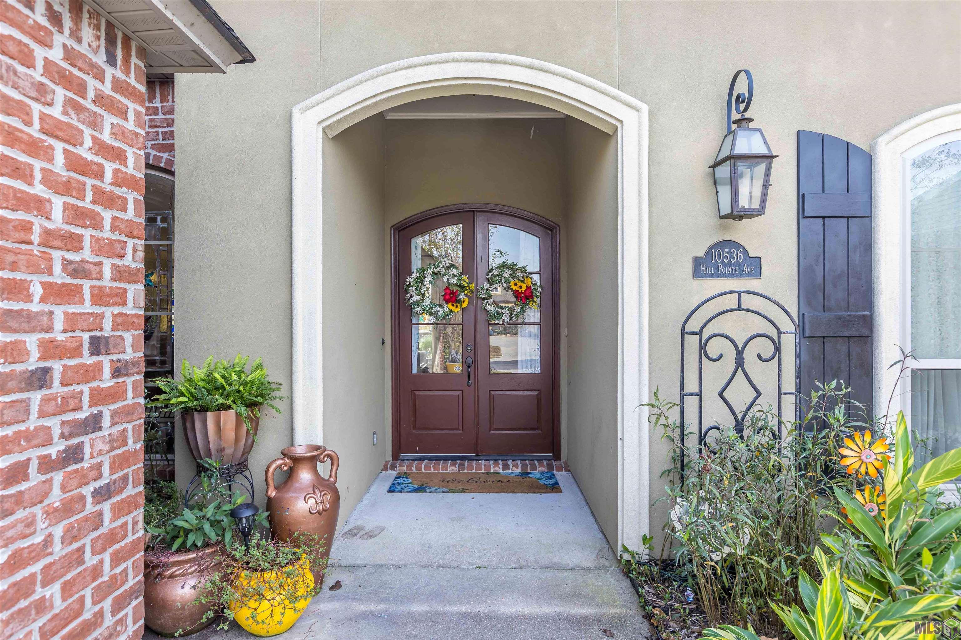 10536 Hill Pointe Avenue Baton Rouge, LA 70810 - Photo 3 of 37