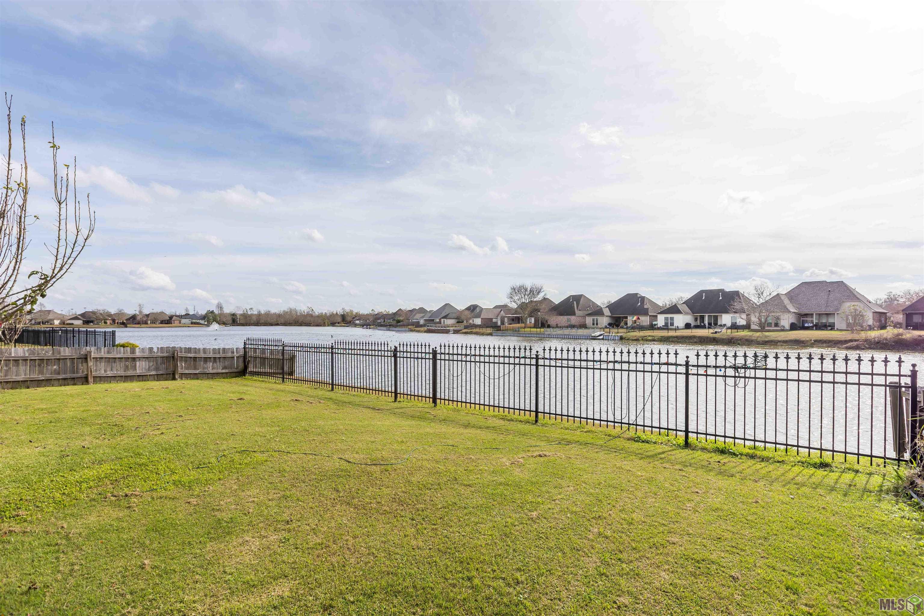 10536 Hill Pointe Avenue Baton Rouge, LA 70810 - Photo 36 of 37