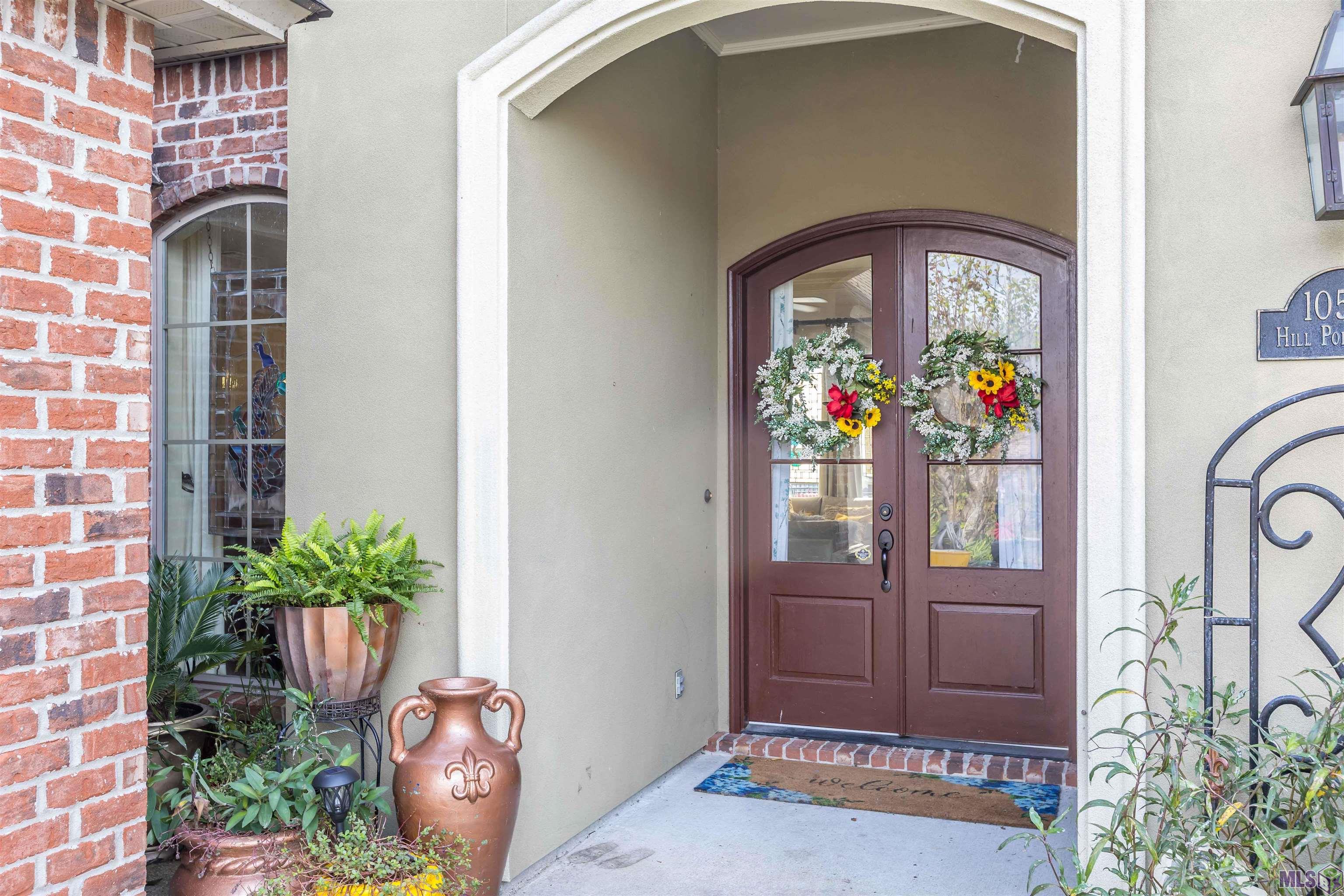 10536 Hill Pointe Avenue Baton Rouge, LA 70810 - Photo 4 of 37