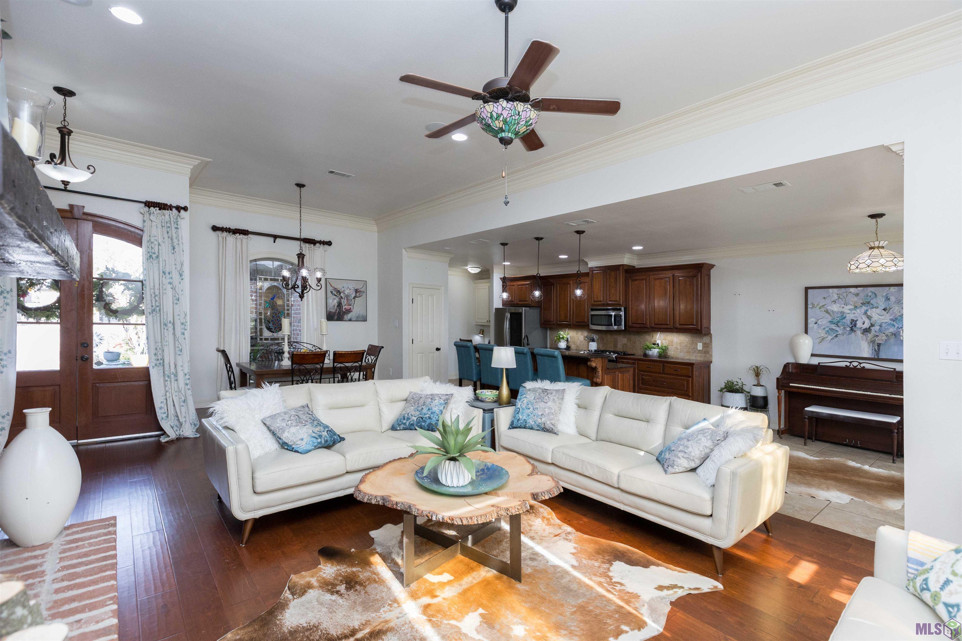 10536 Hill Pointe Avenue Baton Rouge, LA 70810 - Photo 6 of 37