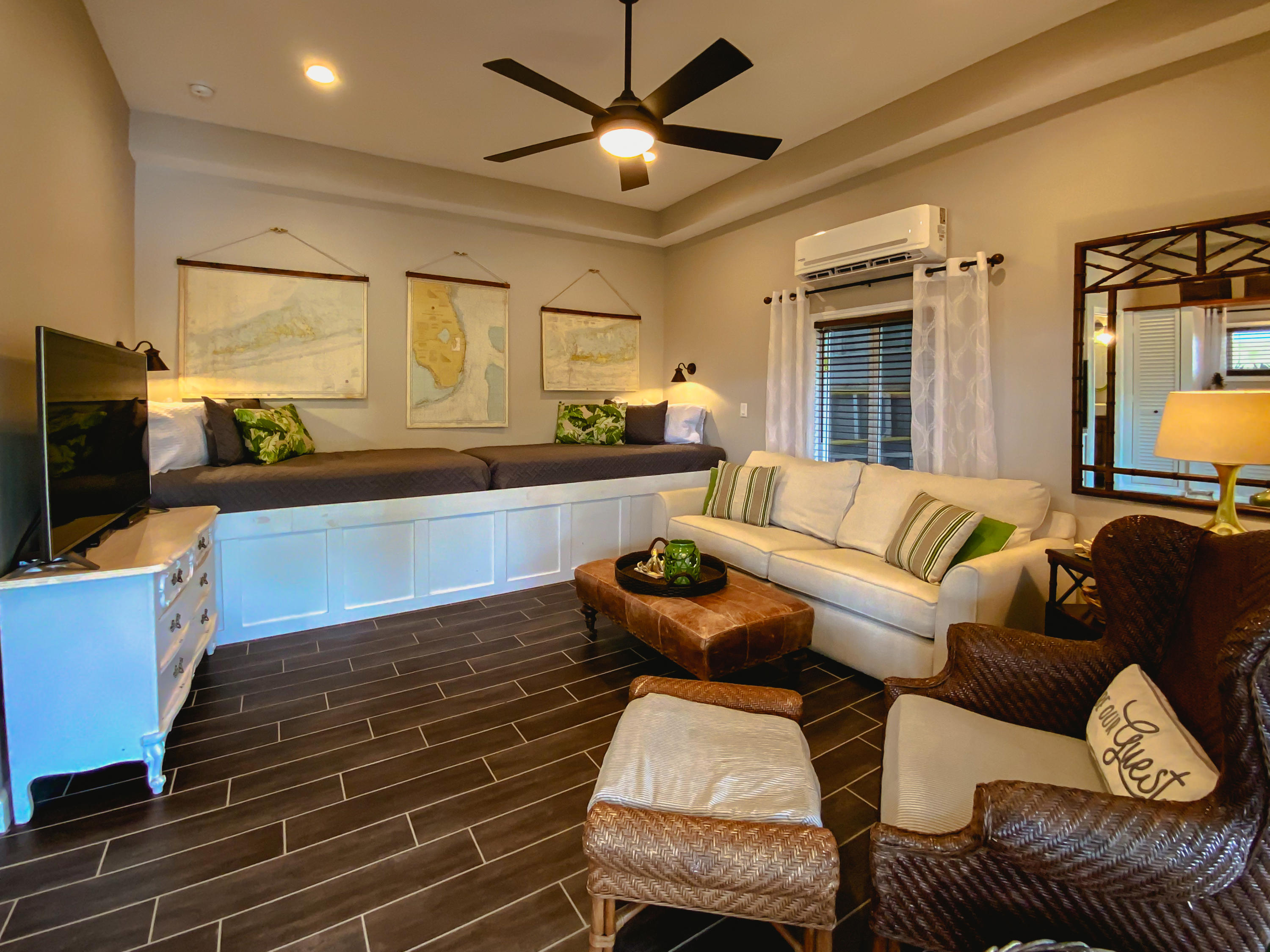 1211 Mockingbird Road Key Largo, FL 33037 - Photo 43 of 53 Private Guest Suite