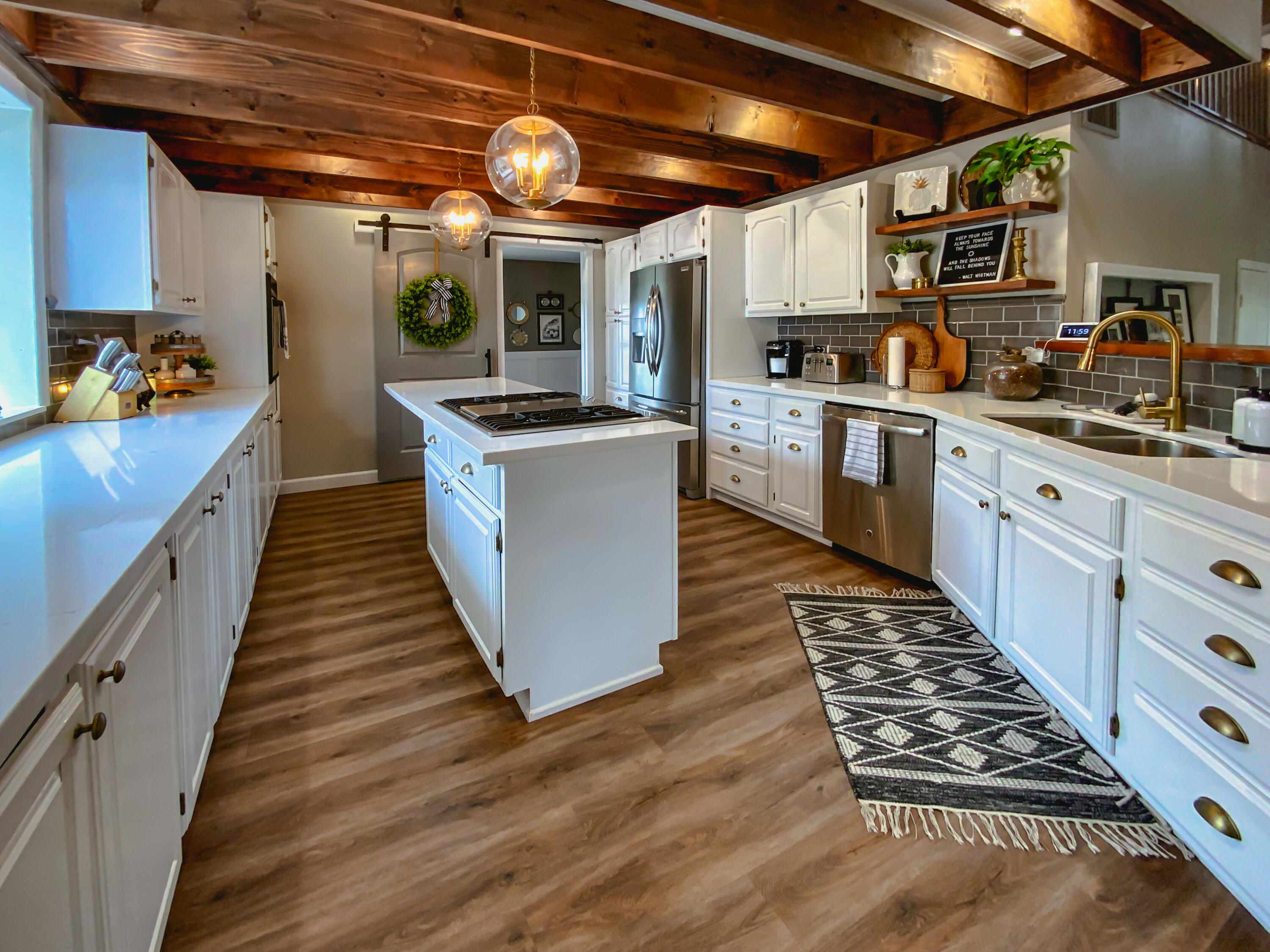 1211 Mockingbird Road Key Largo, FL 33037 - Photo 7 of 53 Kitchen