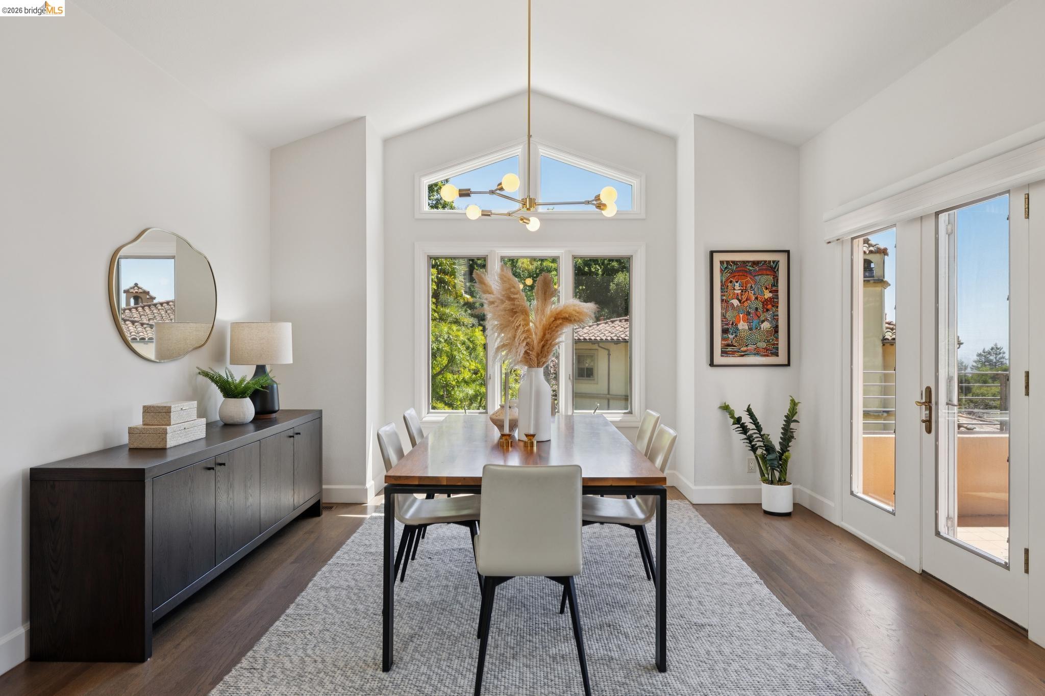 122 Vicente Road Berkeley, CA 94705 - Photo 14 of 51
