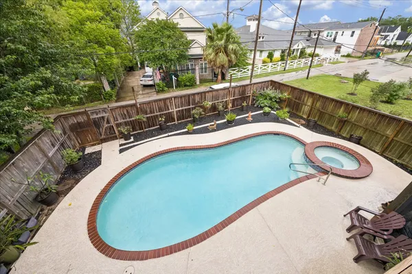 $550,000 | 3040 Bayshore Drive, Bacliff, TX 77518