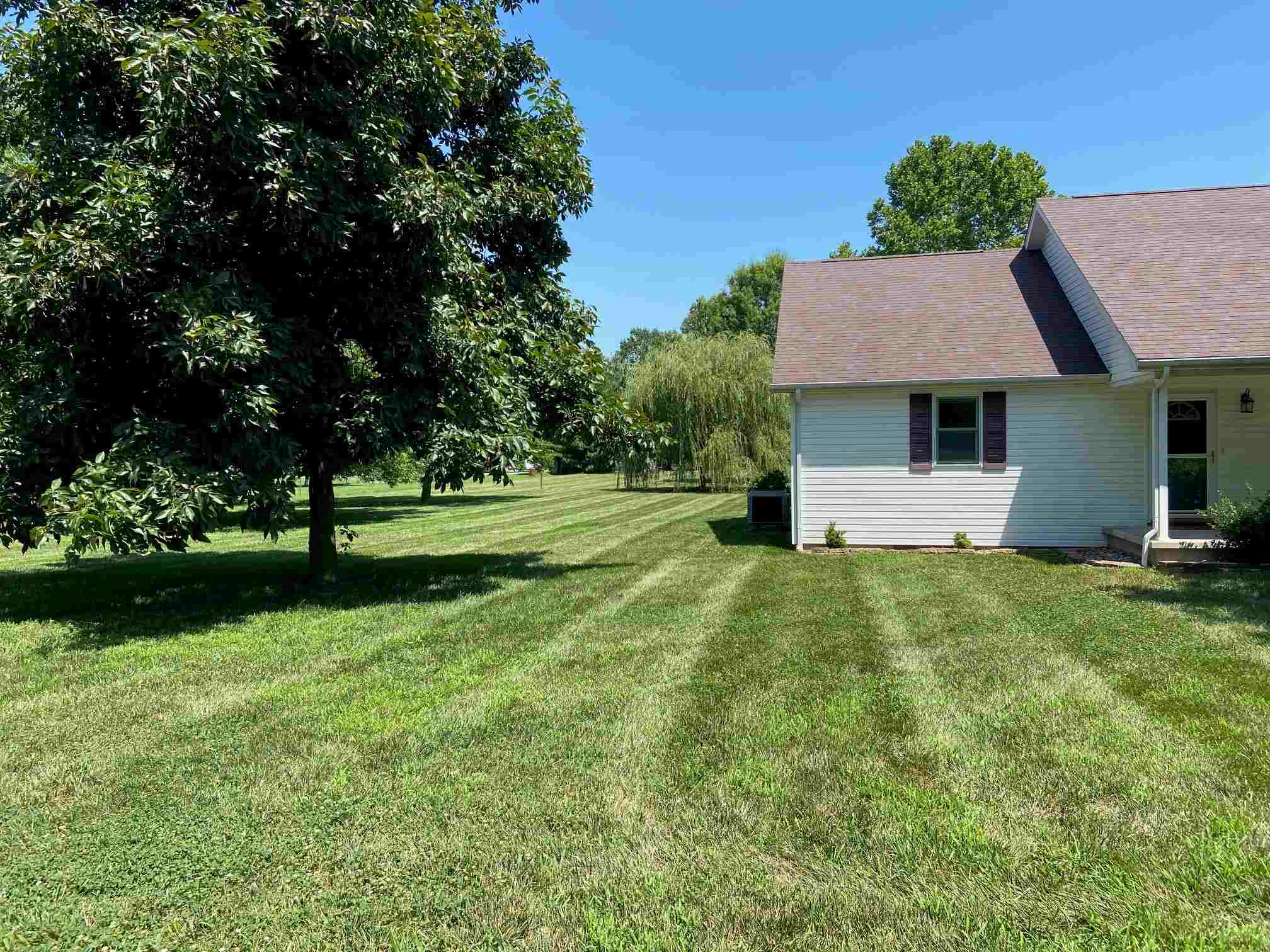 1142 Cardinal Road Carbondale, IL 62901 - Photo 23 of 27