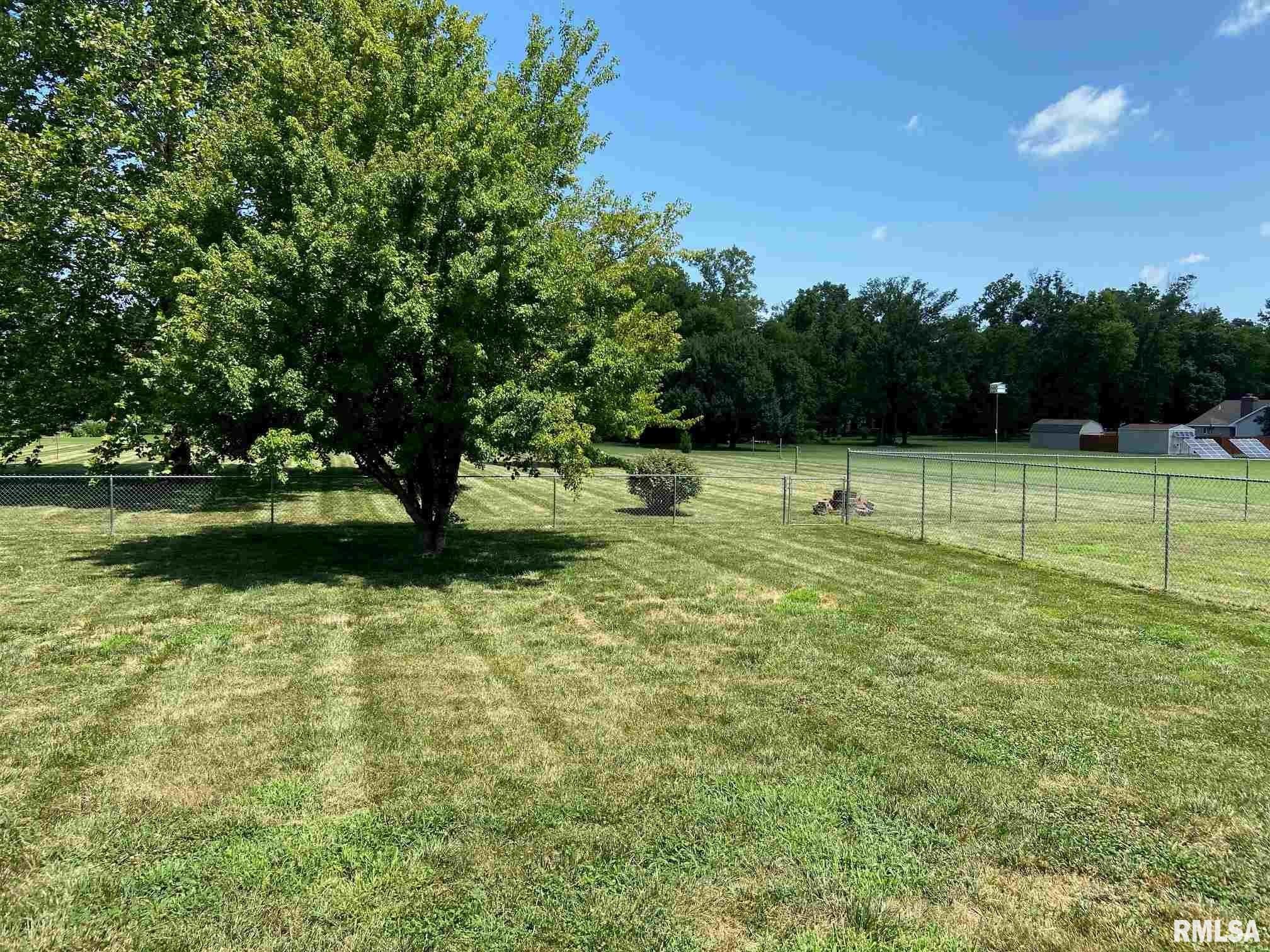 1142 Cardinal Road Carbondale, IL 62901 - Photo 26 of 27