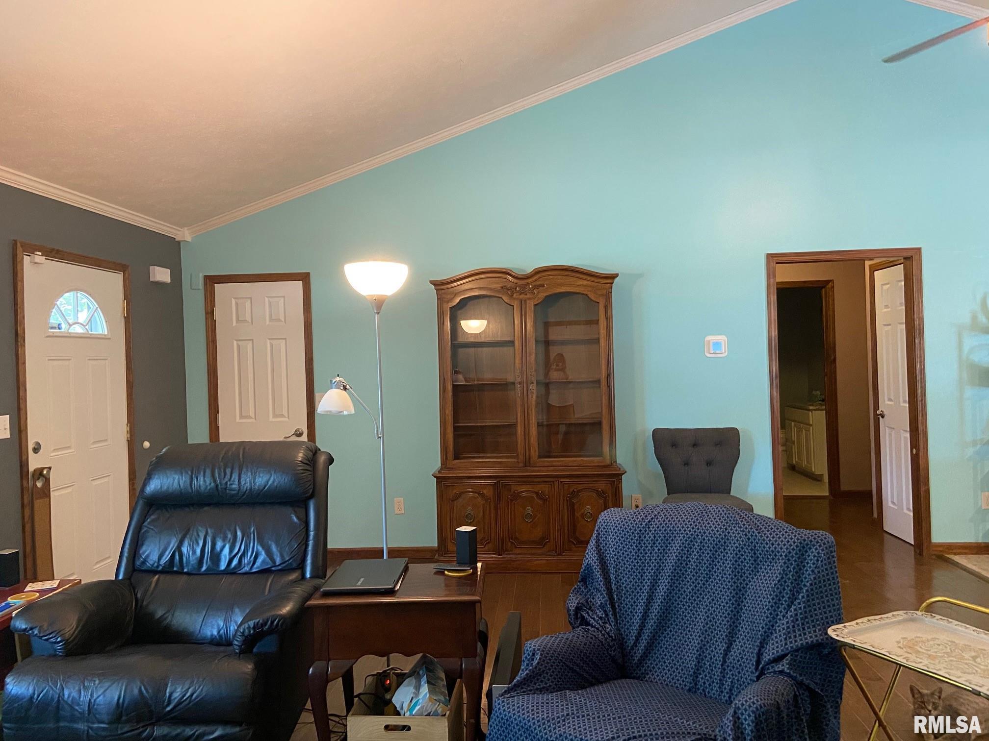 1142 Cardinal Road Carbondale, IL 62901 - Photo 3 of 27
