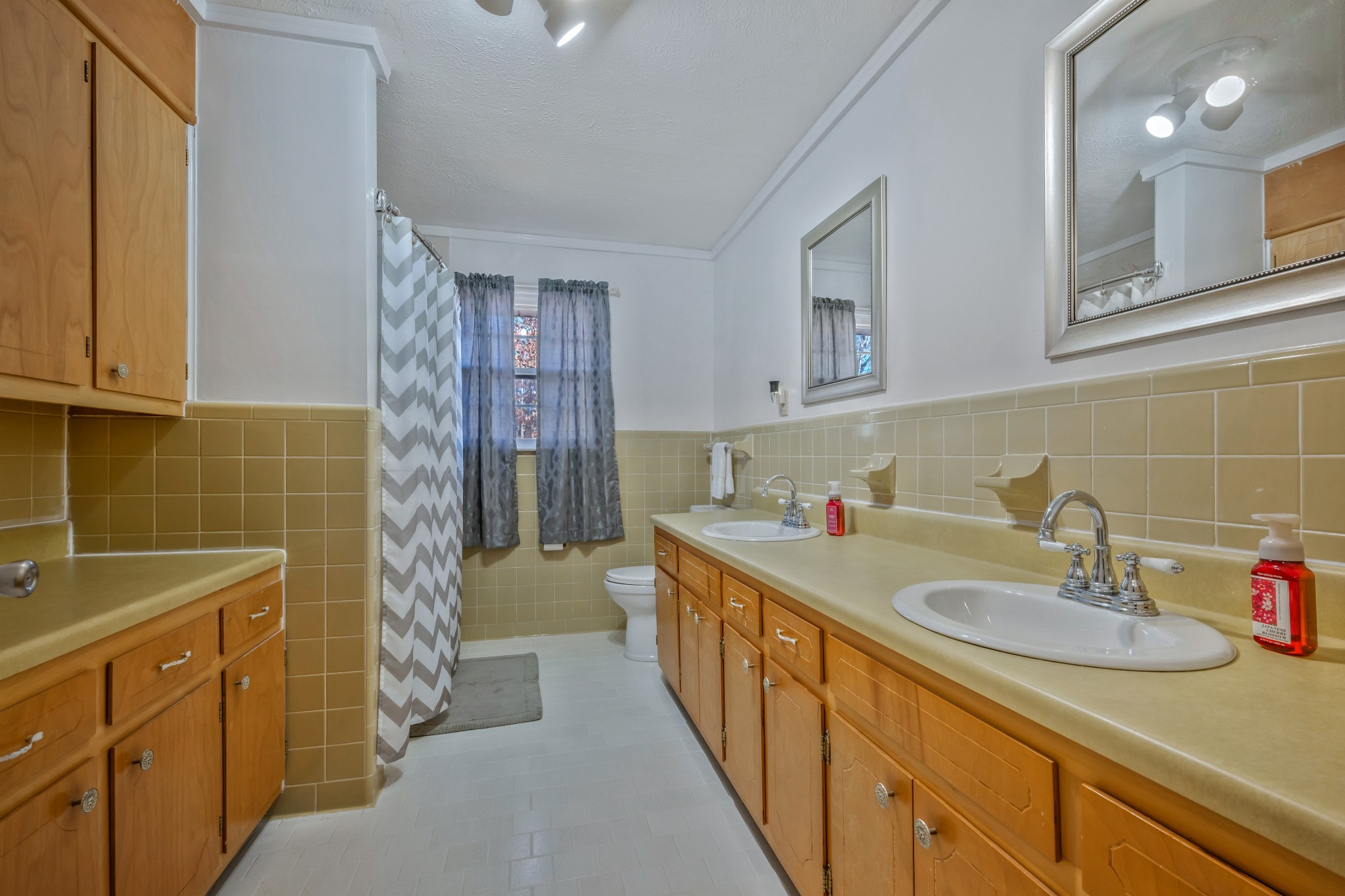 1555 Highway 13 Cunningham, TN 37052 - Photo 25 of 30 a bathroom with a sink and a mirror