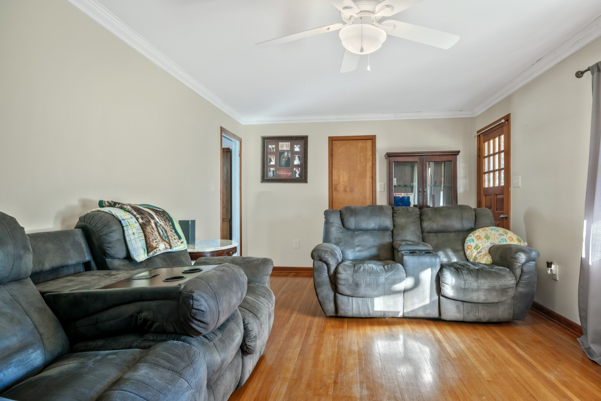 1555 Highway 13 Cunningham, TN 37052 - Photo 10 of 30 a living room with furniture and wooden floor
