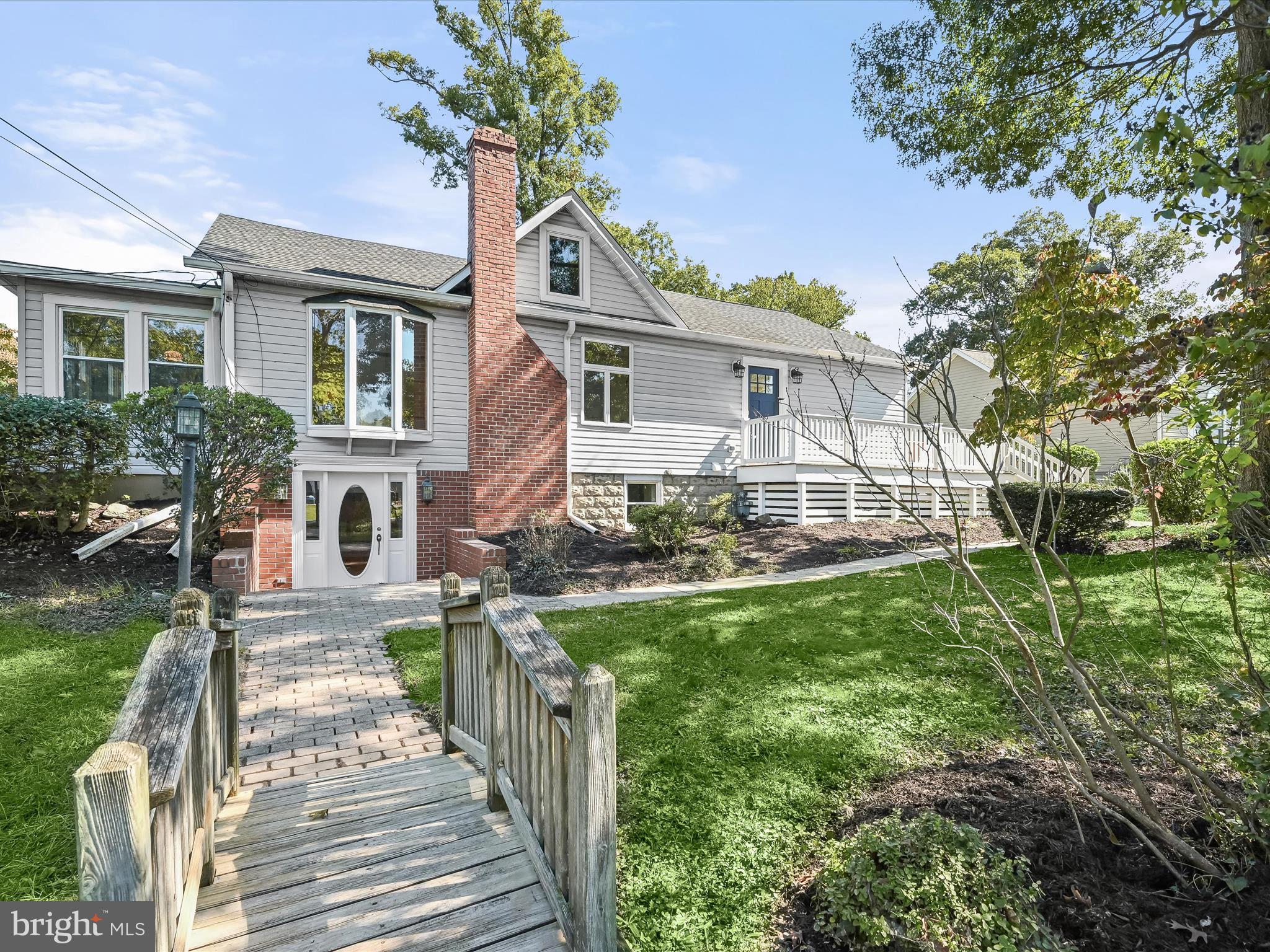 6730 Montgomery Road Elkridge, MD 21075 - Photo 2 of 54 Two Entrances