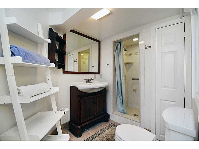 93 Bliss Mine Road Newport, RI 02840 - Photo 20 of 25 Bathroom.