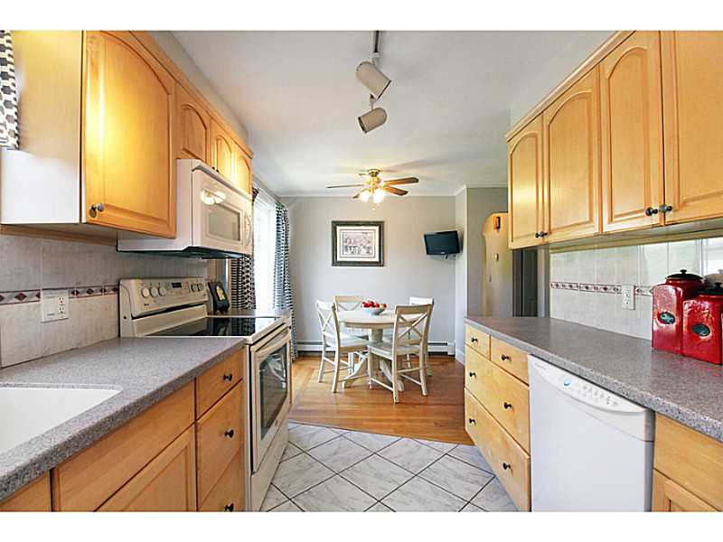 93 Bliss Mine Road Newport, RI 02840 - Photo 9 of 25 Kitchen.