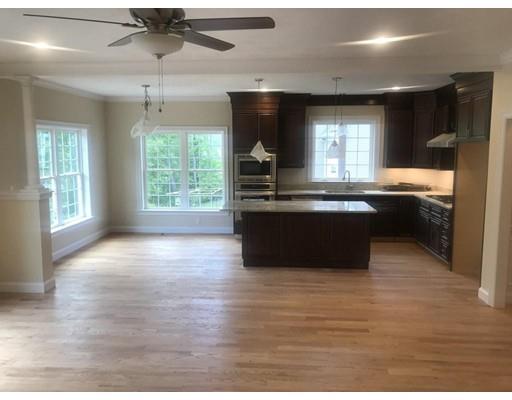 5 Point Road, Unit 2 Shrewsbury, MA 01545 - Photo 3 of 11 Gallery Image 3