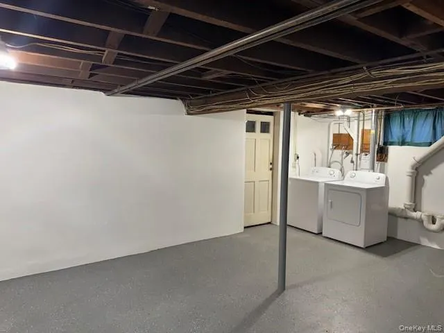 a view of a storage & utility room