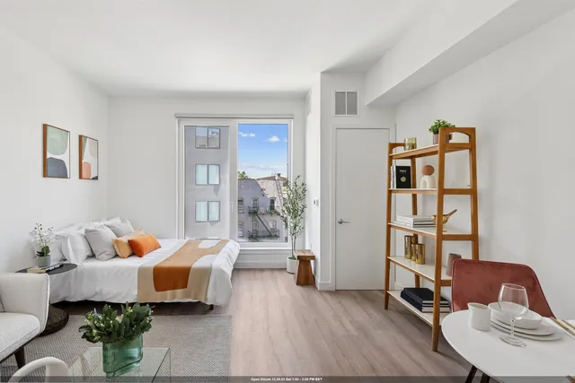 $1,991 | 179 Academy Street, Unit 603, Jersey City, NJ 07306