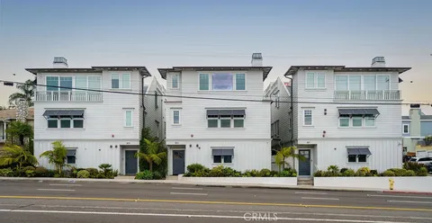 $1,999,000 | 809 19th Street, Hermosa Beach, CA 90254
