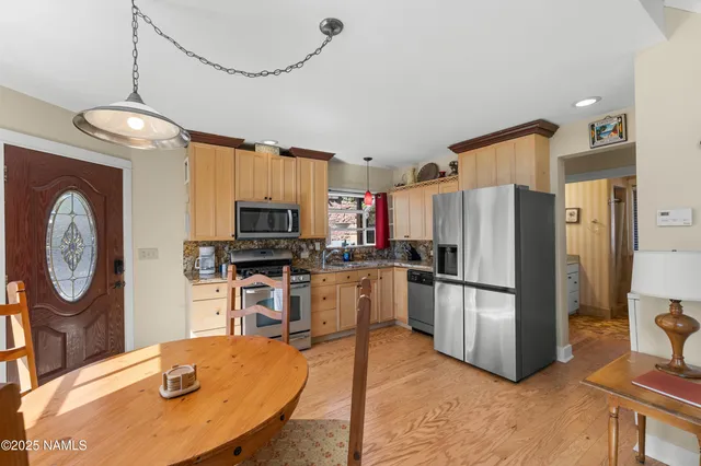 $1,927,150 | 614 West Santa Fe Avenue, Flagstaff, AZ 86001