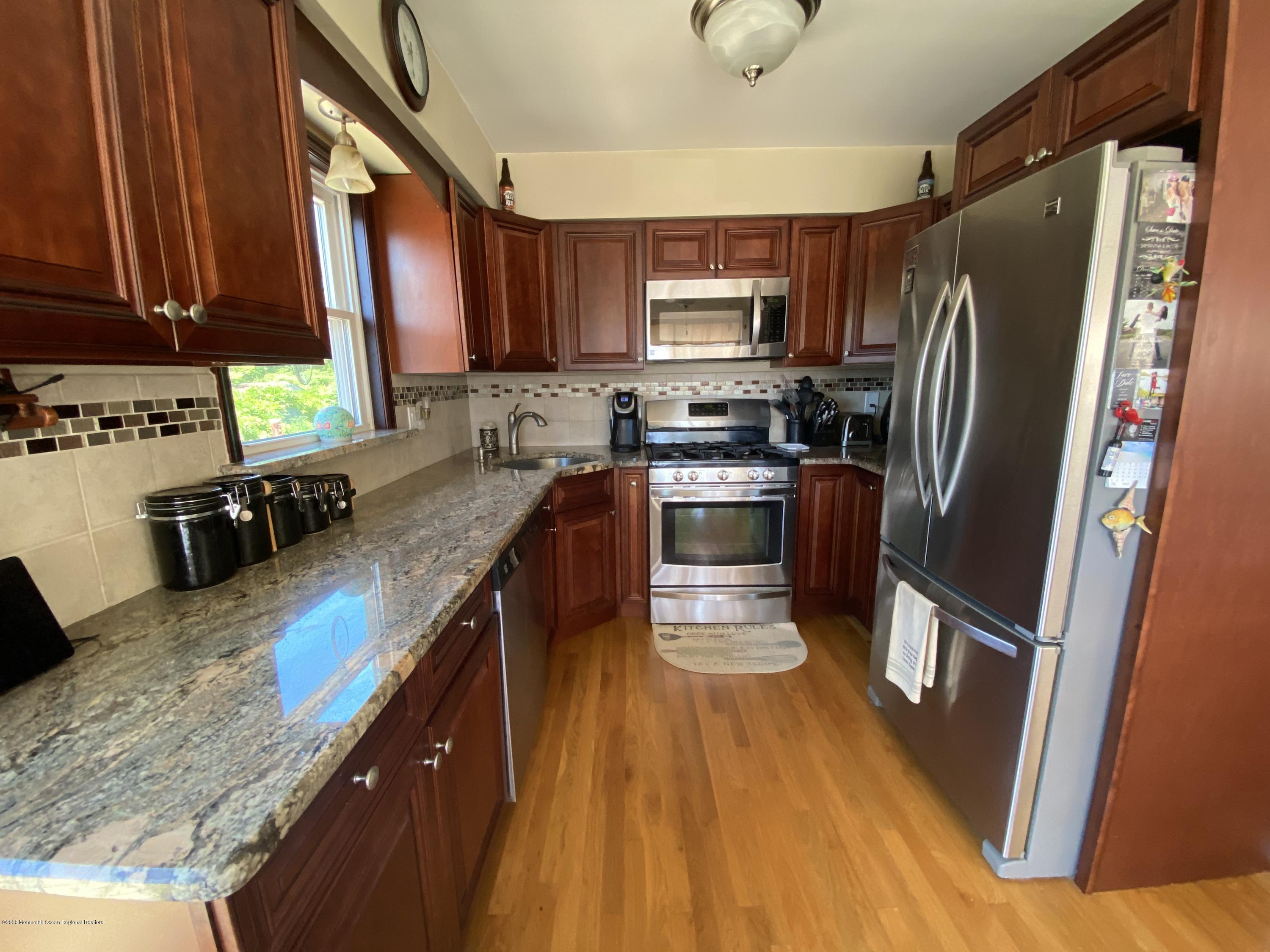 108 Sand Road Bayville, NJ 08721 - Photo 6 of 42 IMG_0141