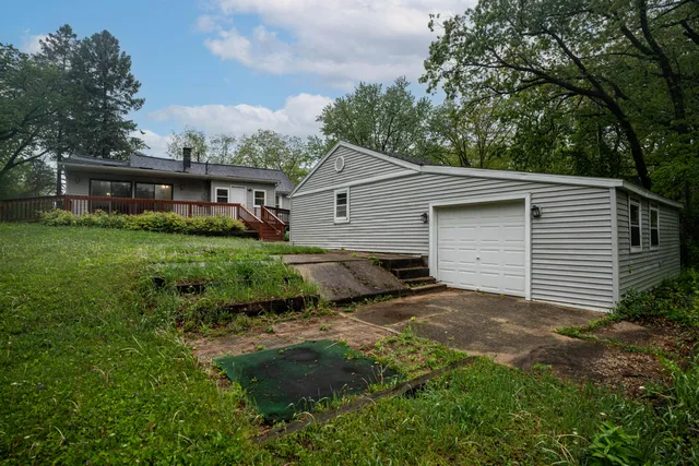 $387,900 | 2856 County Rd O South, Delavan, WI 53115