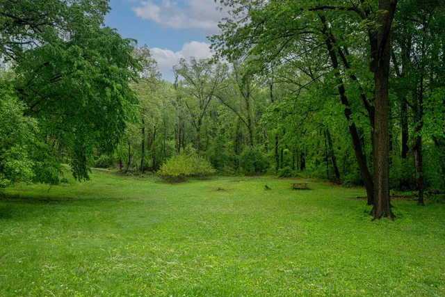 $387,900 | 2856 County Rd O South, Delavan, WI 53115