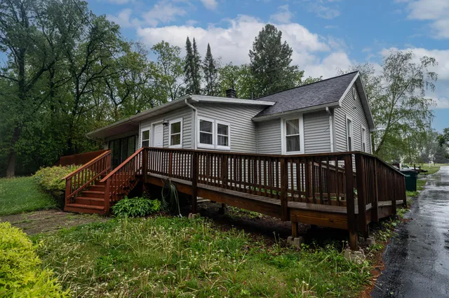 $387,900 | 2856 County Rd O South, Delavan, WI 53115
