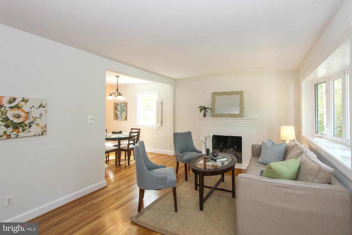 505 Kerwin Court Silver Spring, MD 20901 - Photo 4 of 27 a living room with furniture and a fireplace