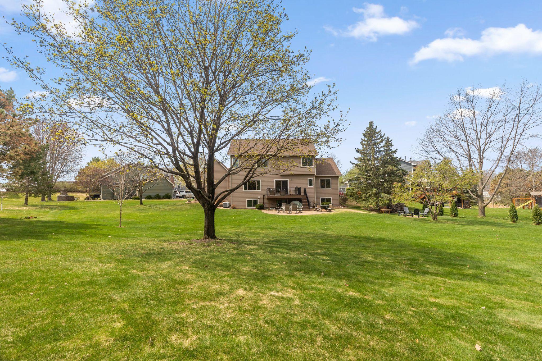10053 Raleigh Court Woodbury, MN 55129 - Photo 32 of 37