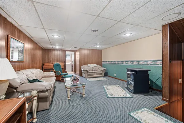 $275,000 | 504 South School Street, Minier, IL 61759