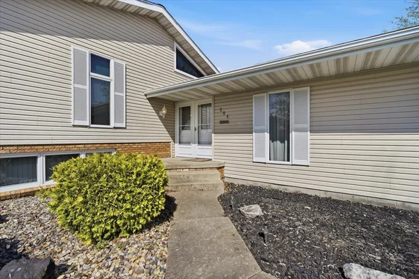 $275,000 | 504 South School Street, Minier, IL 61759