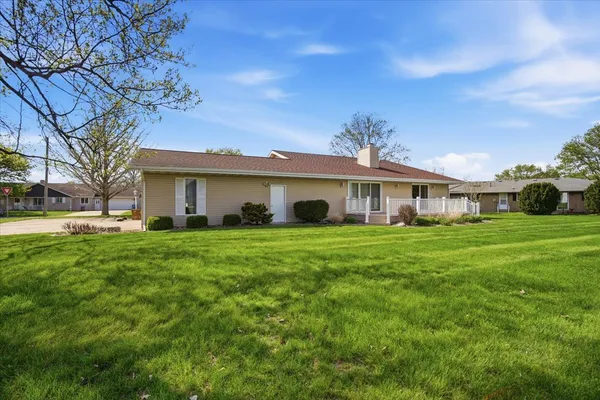 $275,000 | 504 South School Street, Minier, IL 61759