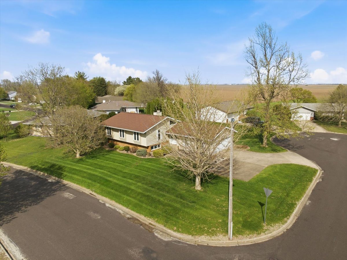 504 South School Street Minier, IL 61759 - Photo 45 of 46 a view of a water fountain in front of the house