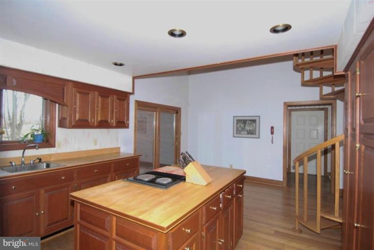 419 Nottingham Road Elkton, MD 21921 - Photo 7 of 23 Kitchen