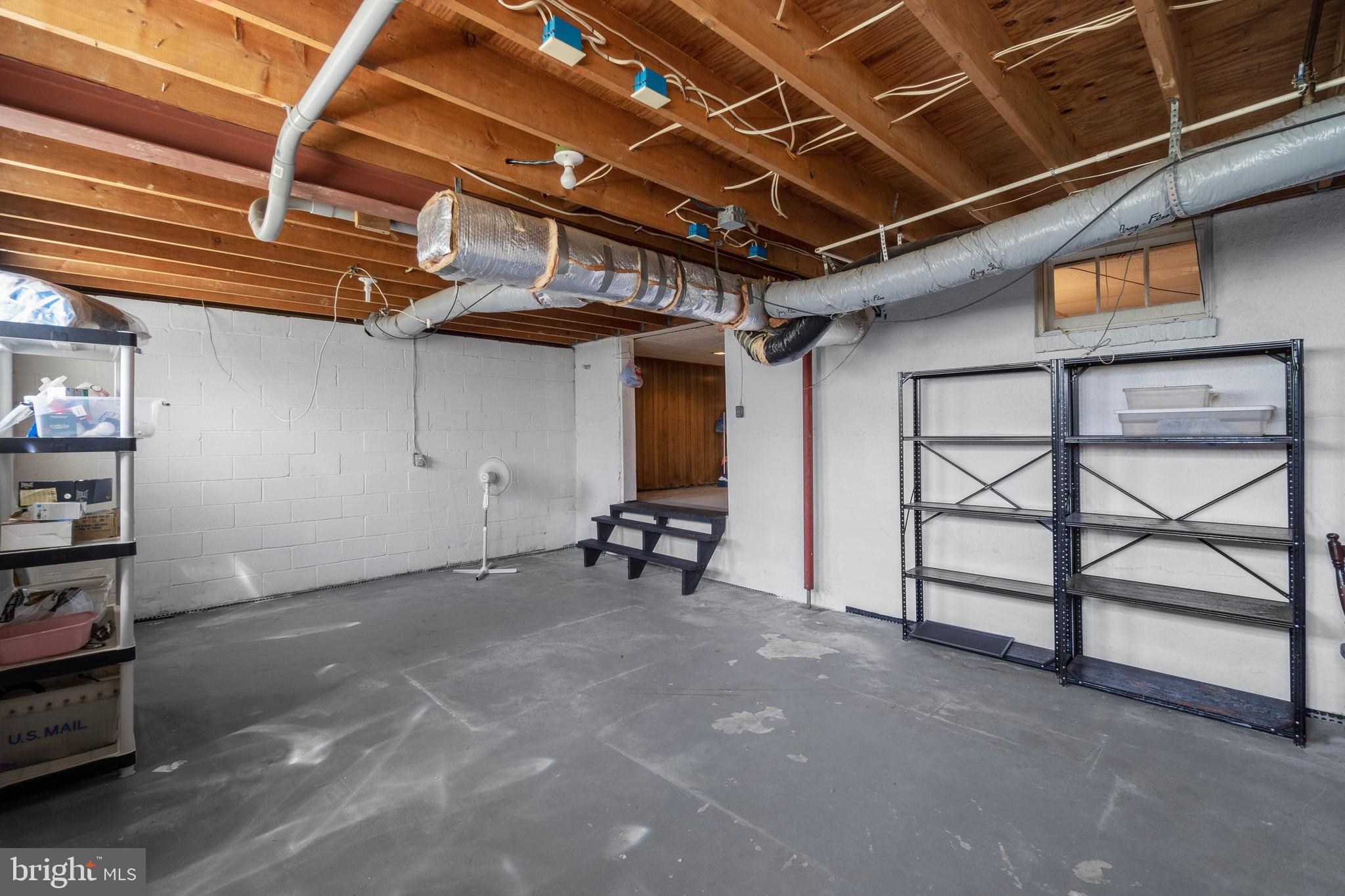 6121 Hunt Club Road Elkridge, MD 21075 - Photo 56 of 64 Garage