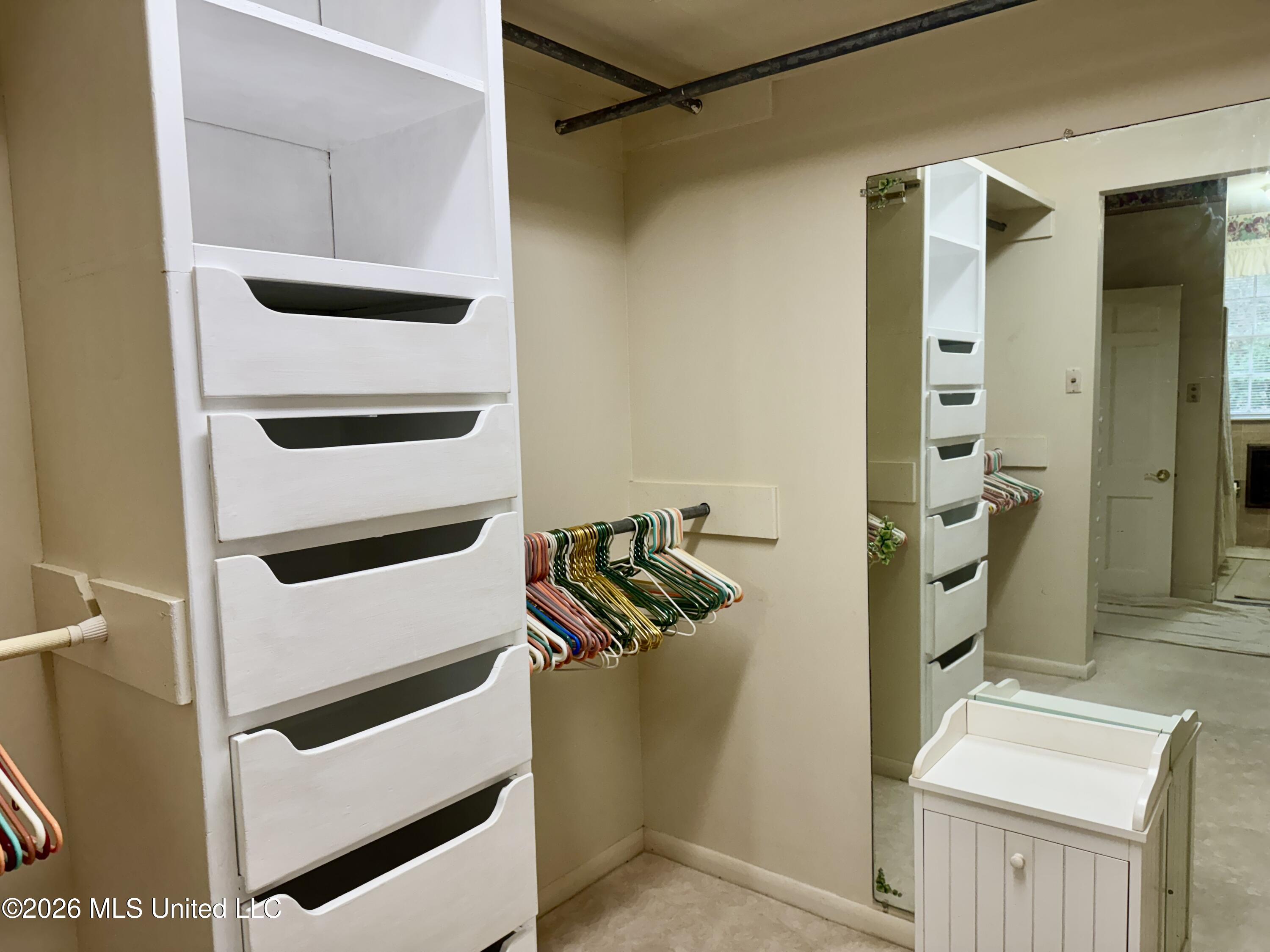 116 Gloucester Road Natchez, MS 39120 - Photo 21 of 32 IMG_8504