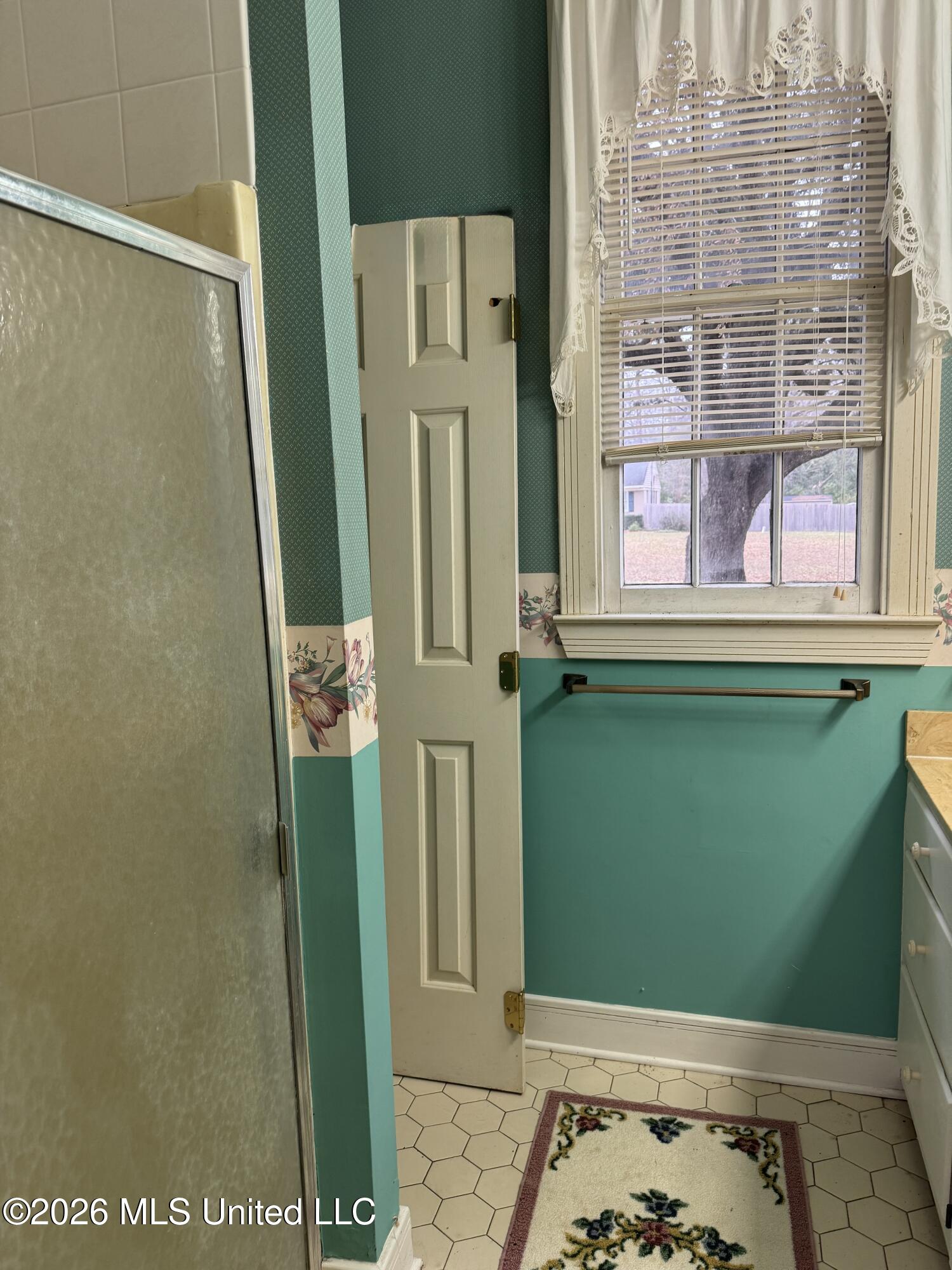 116 Gloucester Road Natchez, MS 39120 - Photo 30 of 32 IMG_8515