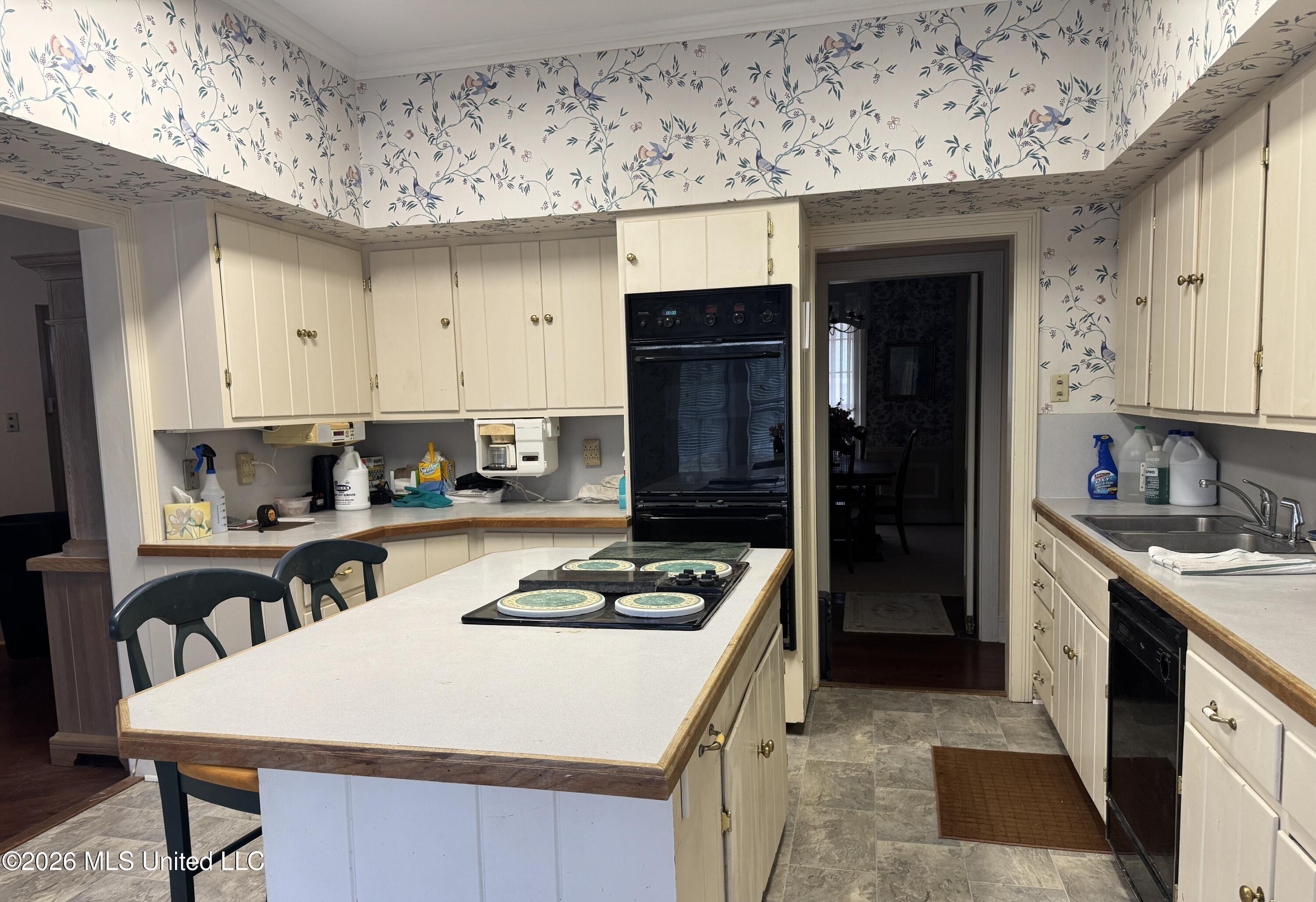 116 Gloucester Road Natchez, MS 39120 - Photo 9 of 32 IMG_8497