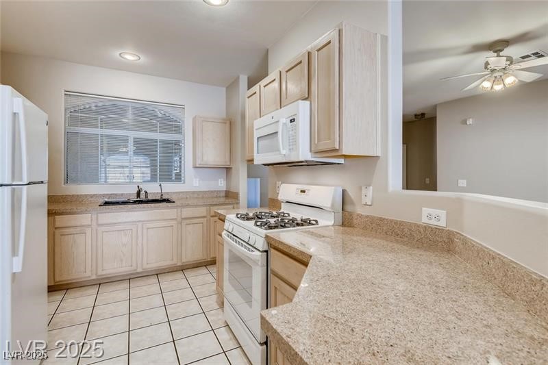 1713 Sky Of Red Drive, Unit 203 Las Vegas, NV 89128 - Photo 11 of 28