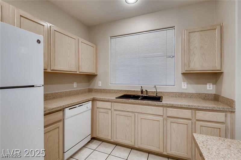 1713 Sky Of Red Drive, Unit 203 Las Vegas, NV 89128 - Photo 12 of 28