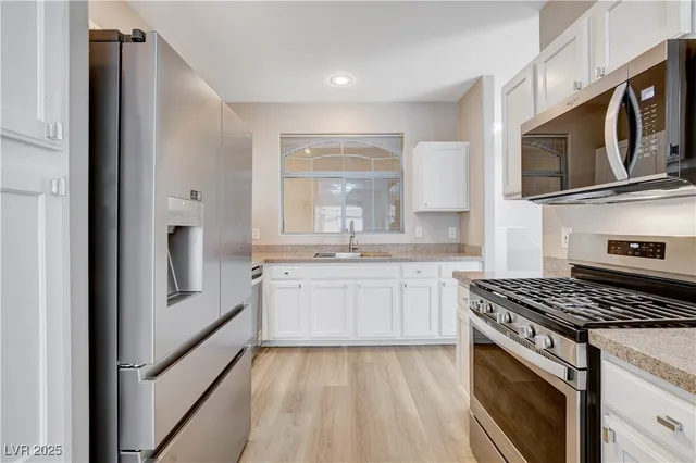 $2,300 | 1713 Sky Of Red Drive, Unit 203, Las Vegas, NV 89128