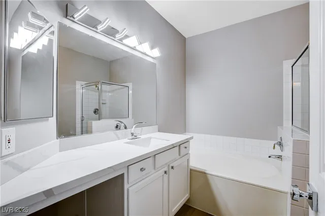 $2,300 | 1713 Sky Of Red Drive, Unit 203, Las Vegas, NV 89128