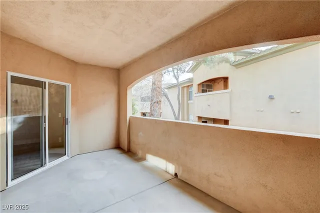 $2,300 | 1713 Sky Of Red Drive, Unit 203, Las Vegas, NV 89128